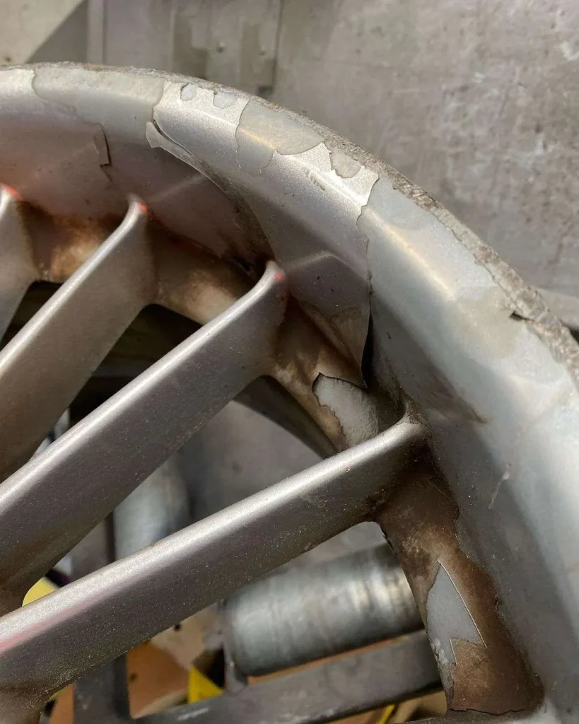 Signs your wheels need kerb rash repair