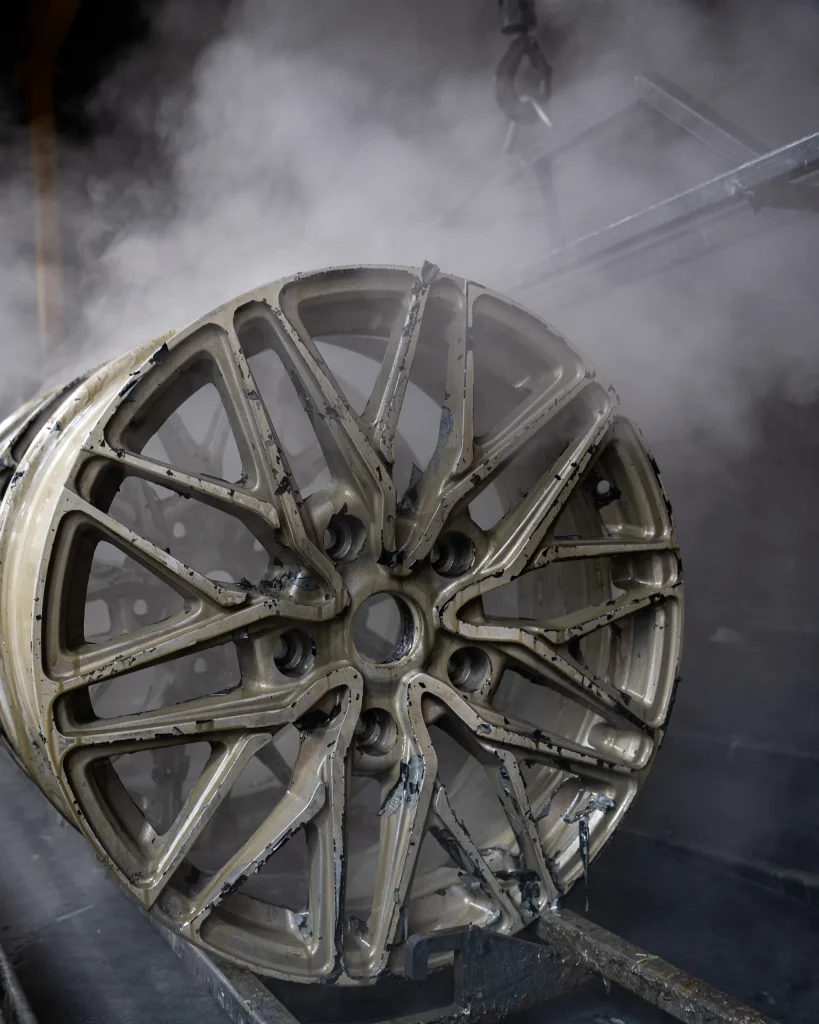 Alloy wheel powder coating in London